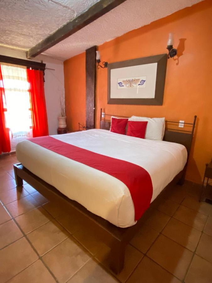 Hotel De Cervantes San Sebastian del Oeste Luaran gambar