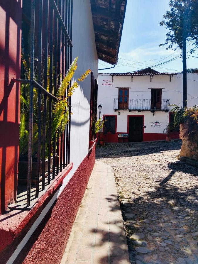 Hotel De Cervantes San Sebastian del Oeste Luaran gambar